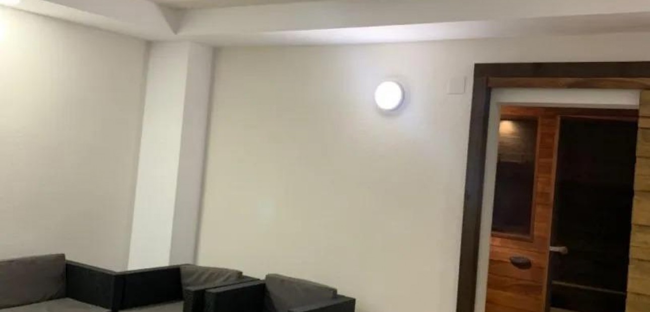 Sale - Apartment / flat -
Torrevieja - Playa del cura