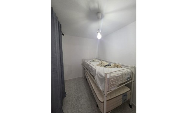 Sale - Apartment / flat -
Torrevieja - Estacion de autobuses