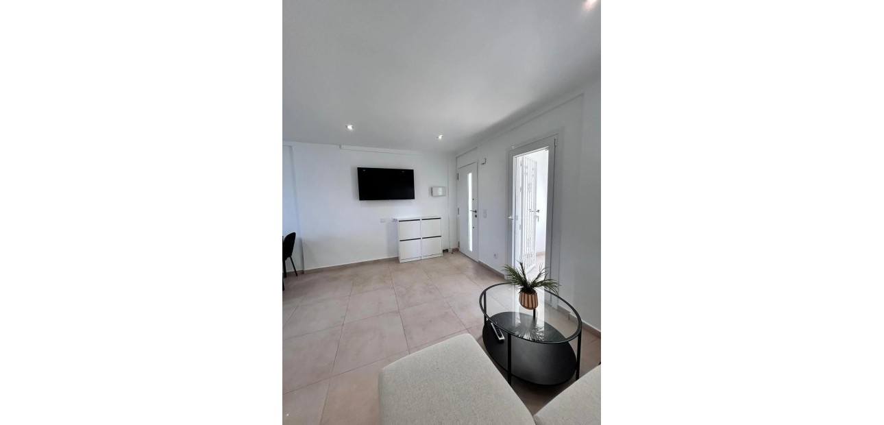 Sale - Apartment / flat -
Orihuela Costa - La Zenia