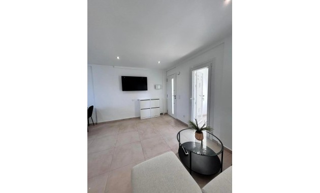 Sale - Apartment / flat -
Orihuela Costa - La Zenia