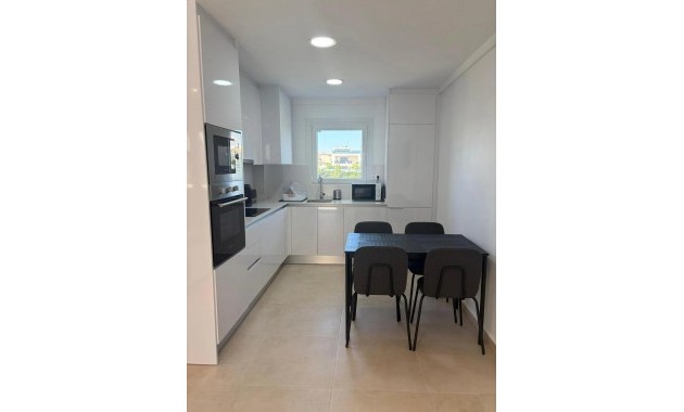 Sale - Apartment / flat -
Orihuela Costa - La Zenia