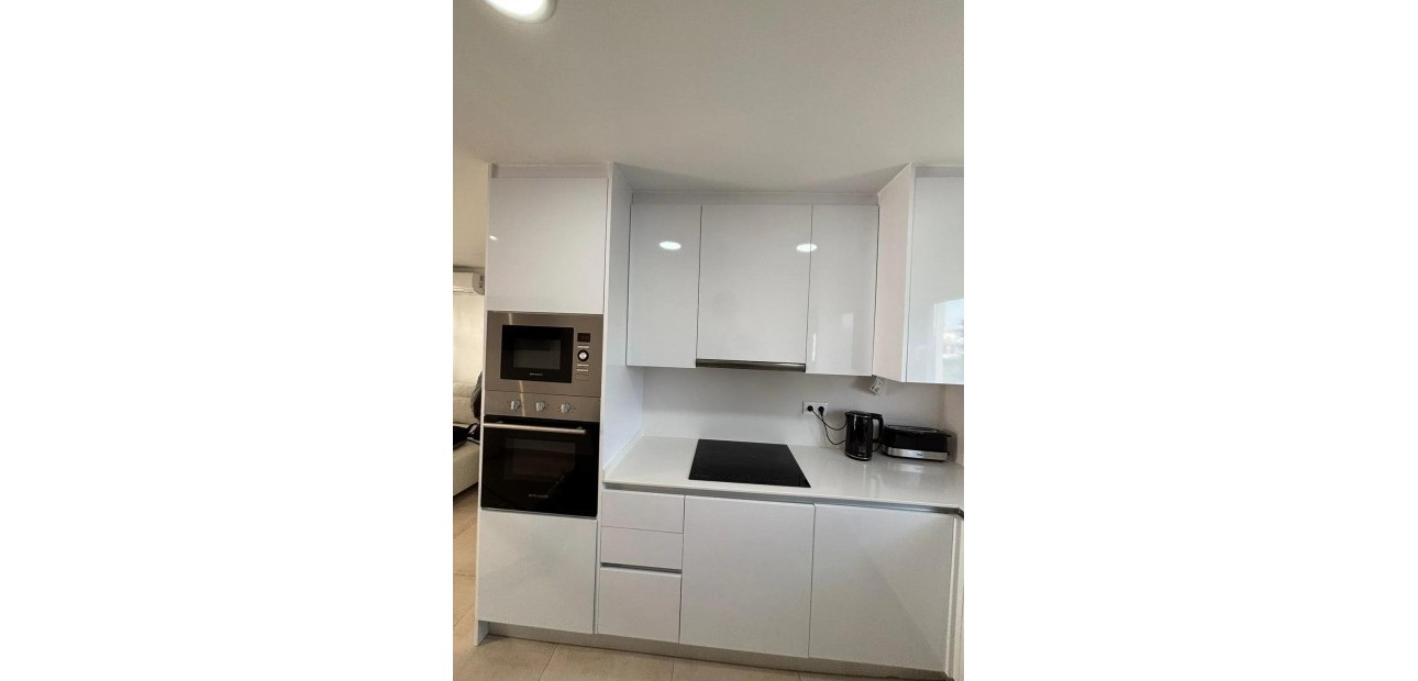 Sale - Apartment / flat -
Orihuela Costa - La Zenia