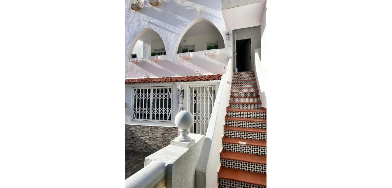Sale - Apartment / flat -
Orihuela Costa - La Zenia