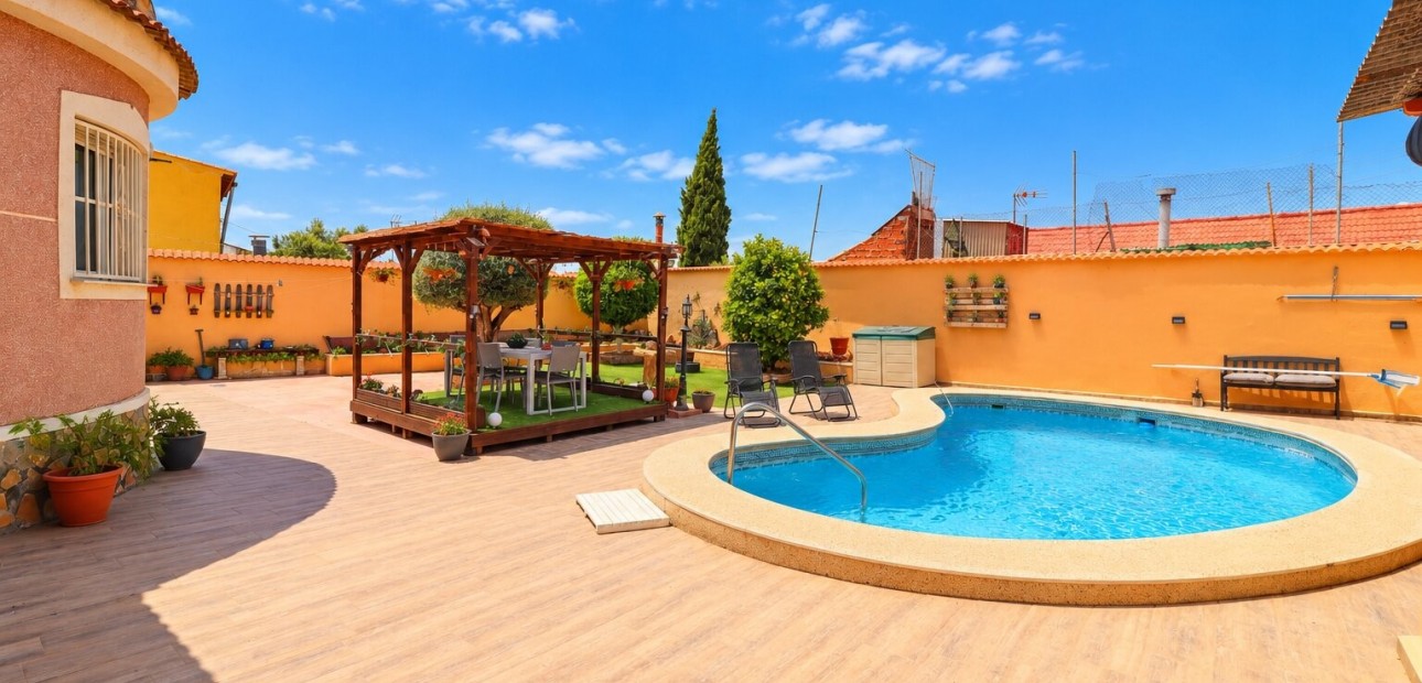 Sale - Semi Detached Villa -
Benijofar - Benijofar - Village