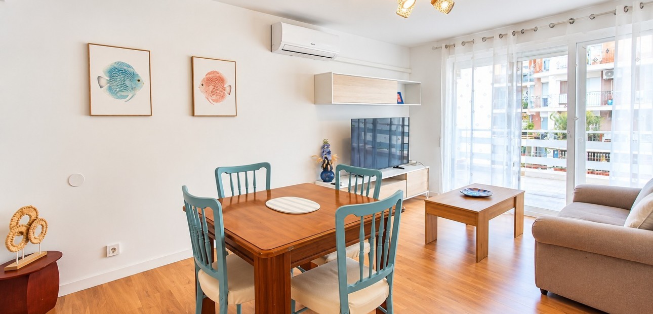 Sale - Apartment / flat -
Torrevieja - Playa Los Locos