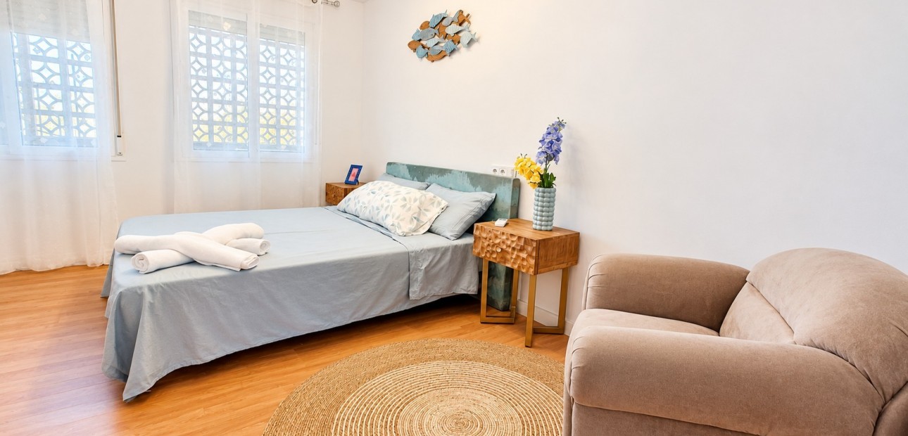 Sale - Apartment / flat -
Torrevieja - Playa Los Locos