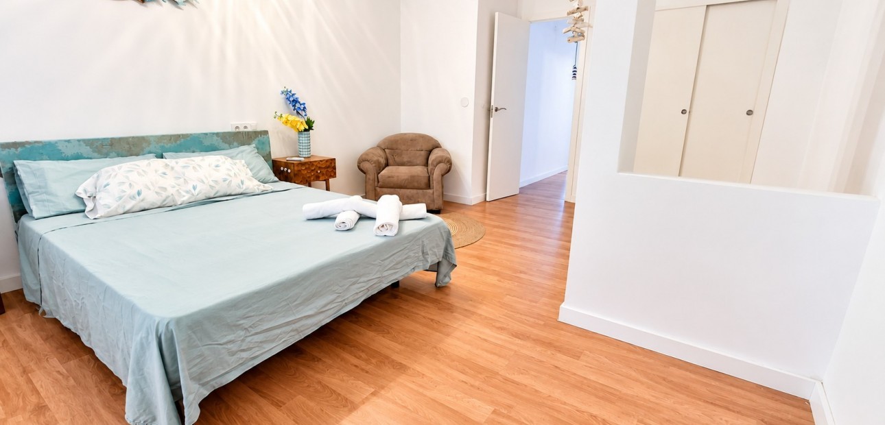Sale - Apartment / flat -
Torrevieja - Playa Los Locos