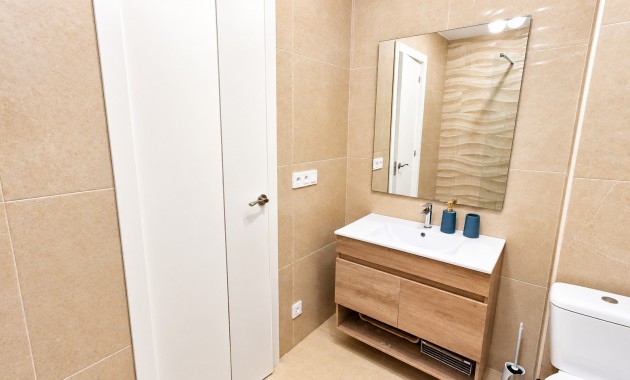 Sale - Apartment / flat -
Torrevieja - Playa Los Locos