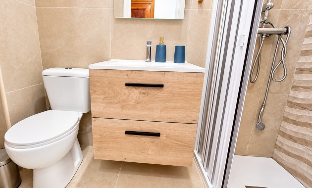 Sale - Apartment / flat -
Torrevieja - Playa Los Locos