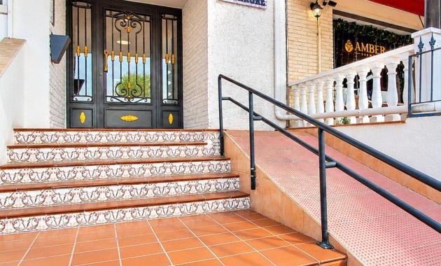 Sale - Apartment / flat -
Torrevieja - Playa Los Locos