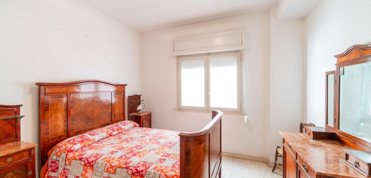 Sale - Flat -
Torrevieja - Habaneras
