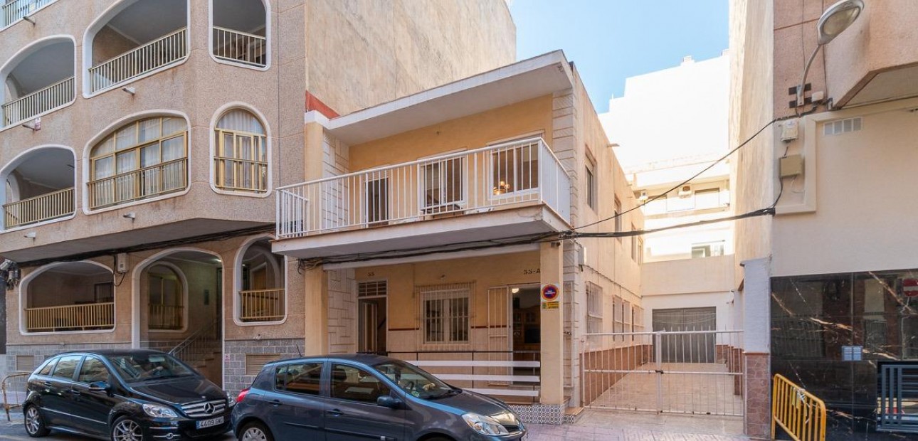 Sale - Flat -
Torrevieja - Habaneras