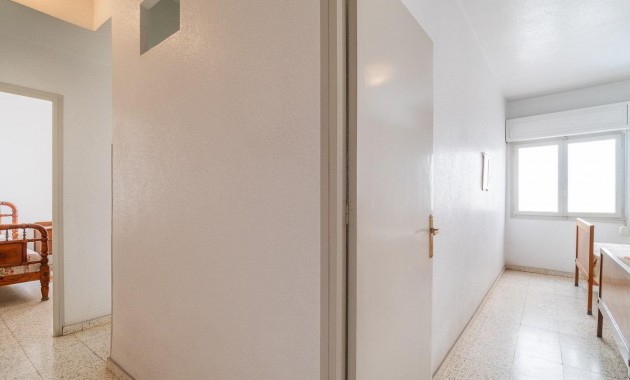 Sale - Flat -
Torrevieja - Habaneras