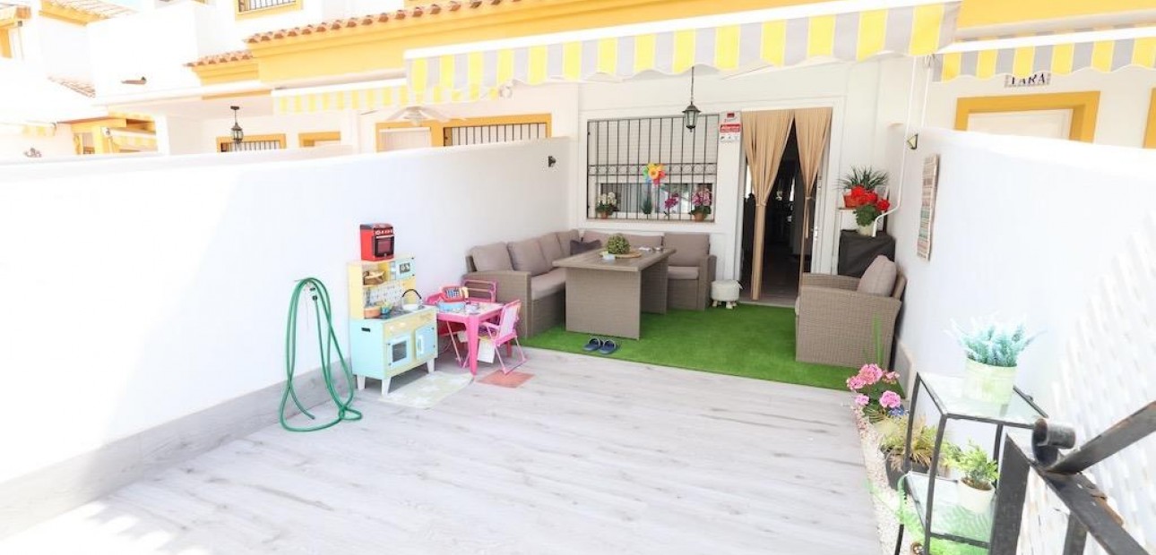 Sale - Duplex -
Pilar de la Horadada - Torre de la Horadada