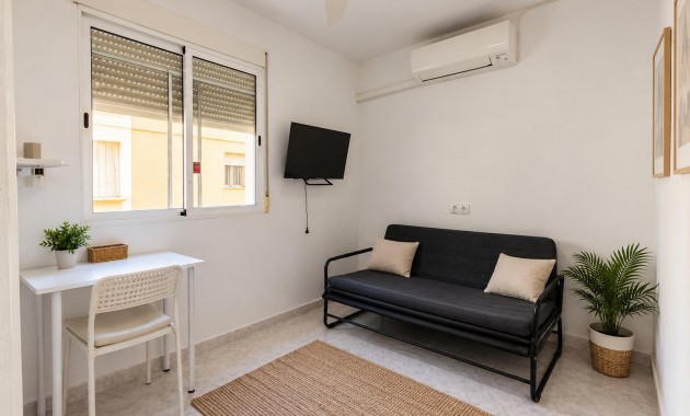 Sale - Bungalow -
Torrevieja - La Siesta - El Salado - Torreta