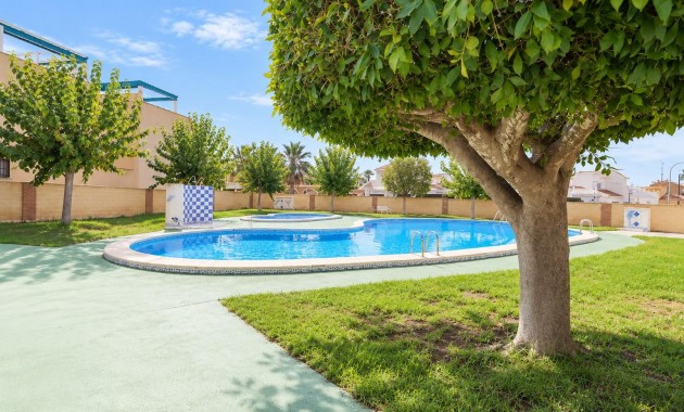 Sale - Bungalow -
Torrevieja - La Siesta - El Salado - Torreta