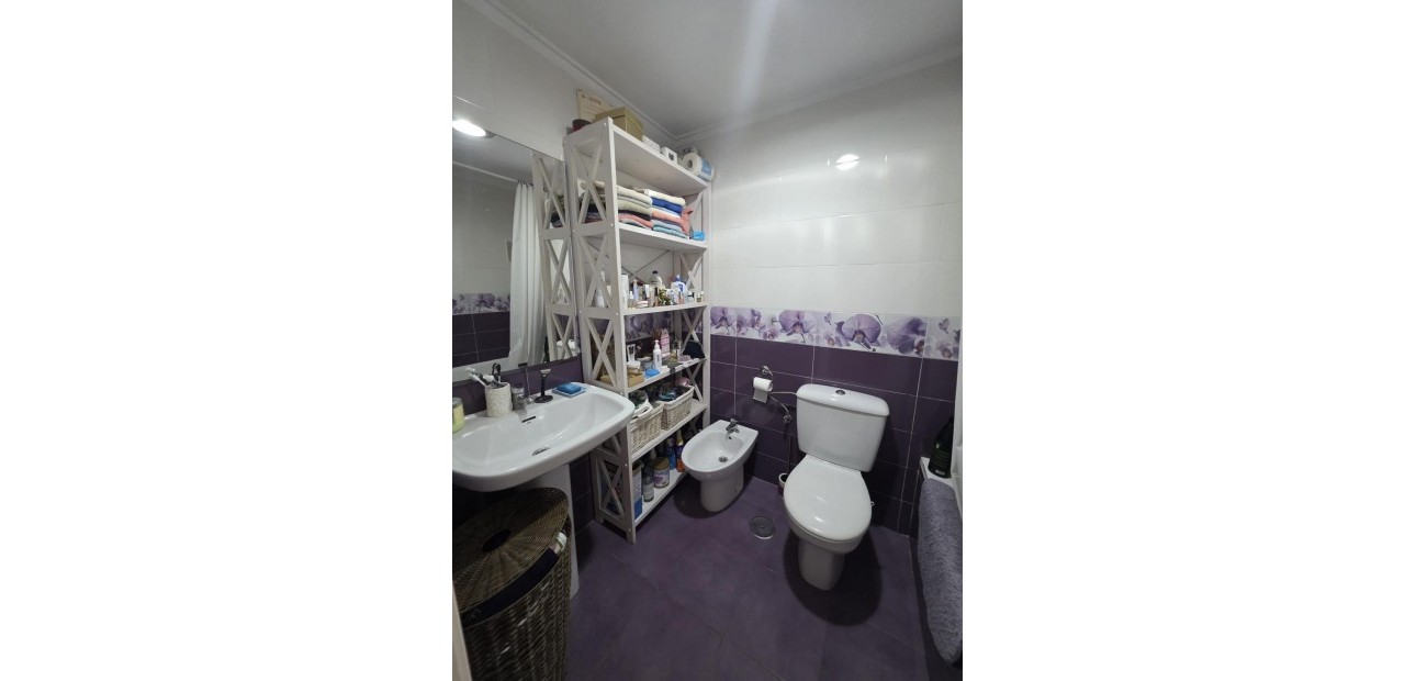 Sale - Apartment / flat -
Torrevieja - Acequion
