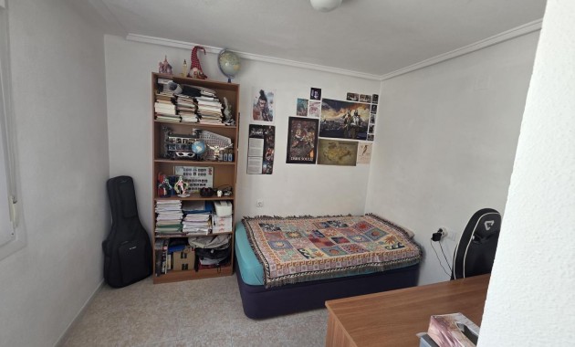 Sale - Apartment / flat -
Torrevieja - Acequion