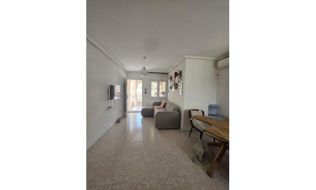 Sale - Apartment / flat -
Torrevieja - Acequion