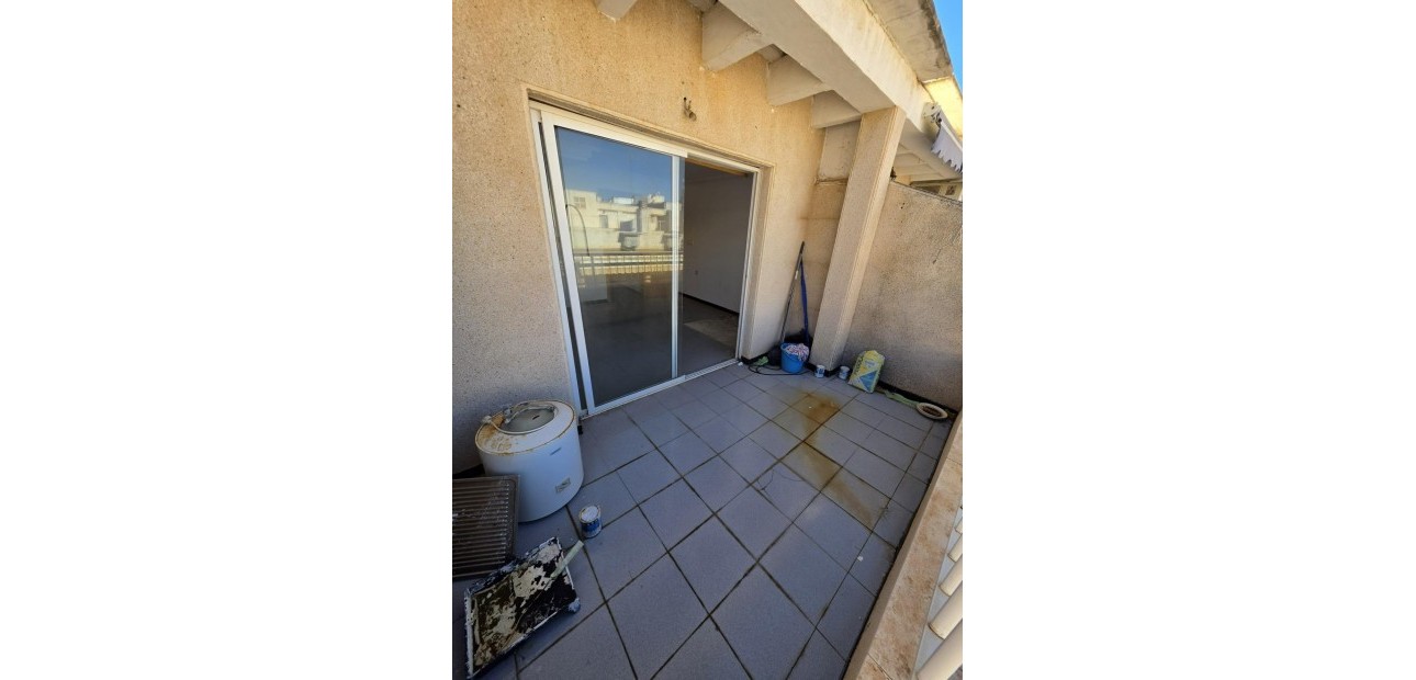 Sale - Apartment / flat -
Torrevieja - Estacion de autobuses