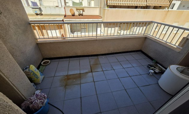 Sale - Apartment / flat -
Torrevieja - Estacion de autobuses