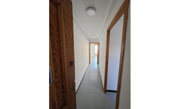 Sale - Apartment / flat -
Torrevieja - Estacion de autobuses