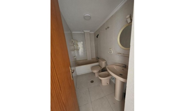 Sale - Apartment / flat -
Torrevieja - Estacion de autobuses