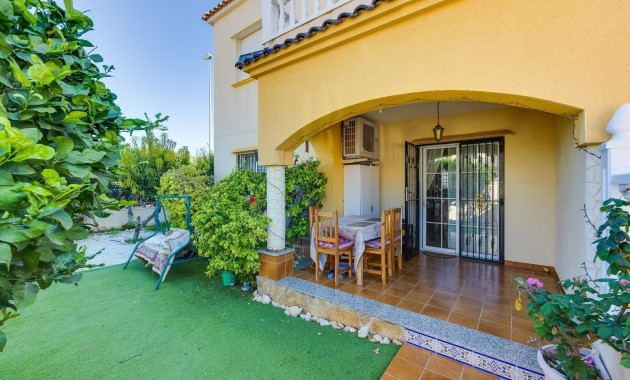 Sale - Bungalow -
Orihuela Costa - Lomas de Cabo Roig