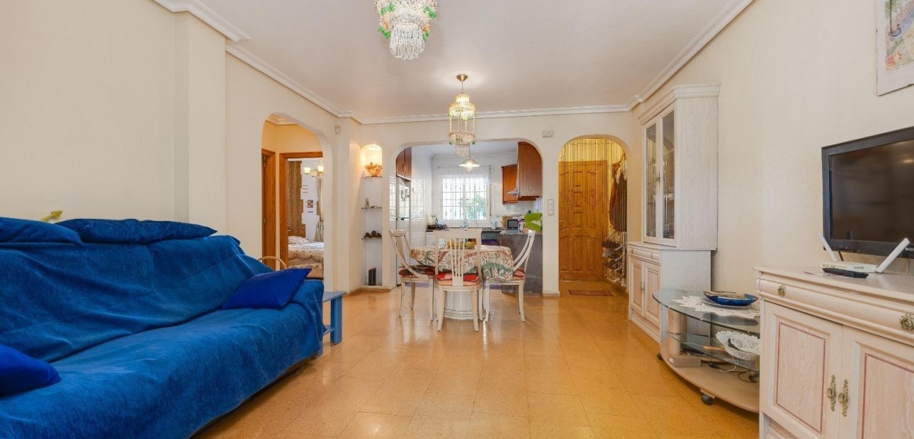 Sale - Bungalow -
Orihuela Costa - Lomas de Cabo Roig