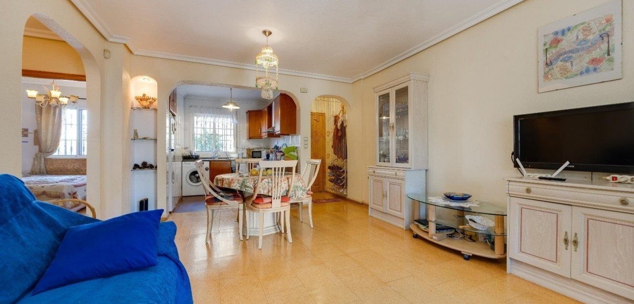 Sale - Bungalow -
Orihuela Costa - Lomas de Cabo Roig