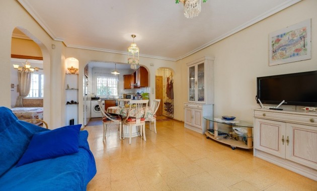 Sale - Bungalow -
Orihuela Costa - Lomas de Cabo Roig