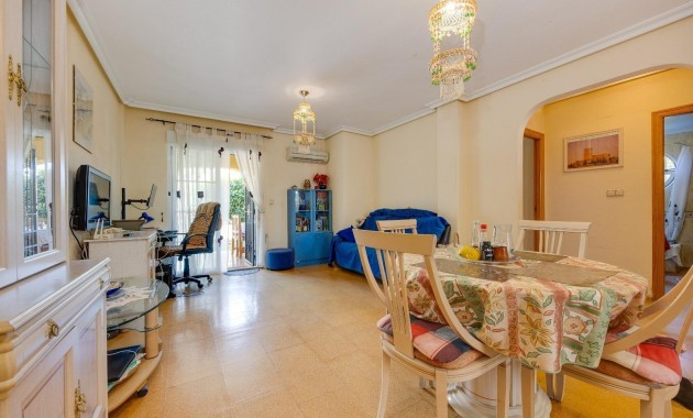 Sale - Bungalow -
Orihuela Costa - Lomas de Cabo Roig