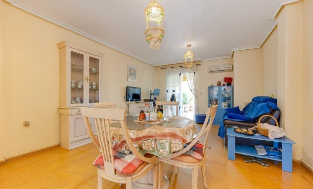 Sale - Bungalow -
Orihuela Costa - Lomas de Cabo Roig