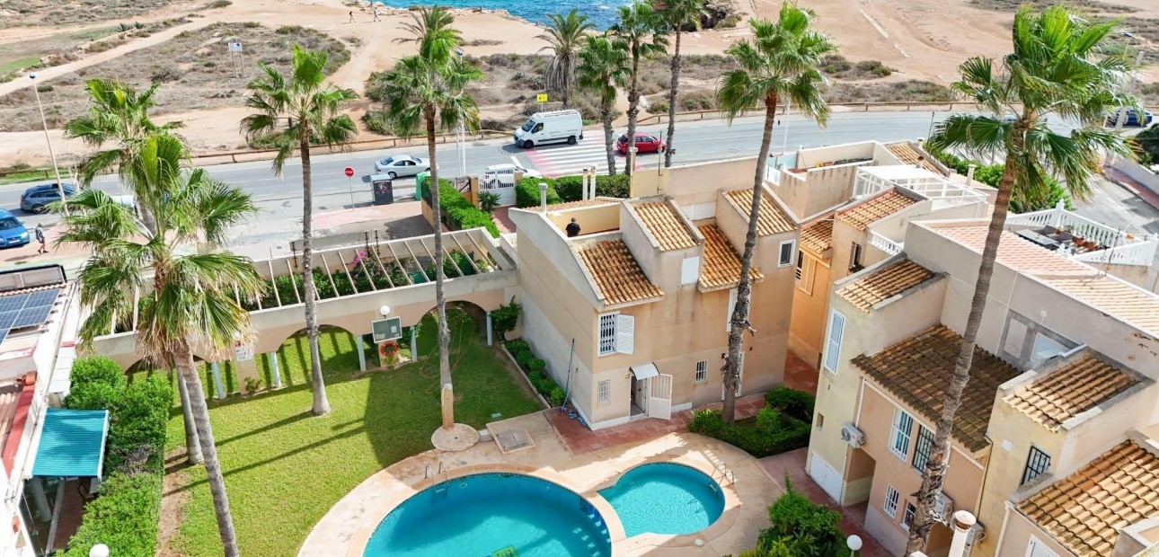 Sale - Apartment / flat -
Torrevieja - Los Frutales