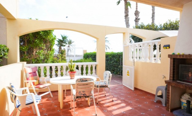 Sale - Apartment / flat -
Torrevieja - Los Frutales