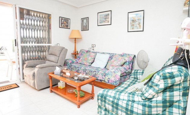 Sale - Apartment / flat -
Torrevieja - Los Frutales