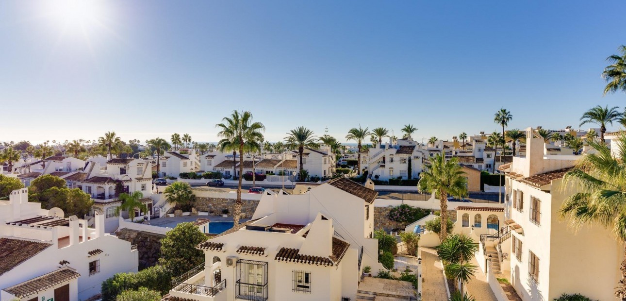 Sale - Bungalow -
Orihuela Costa - Las Filipinas