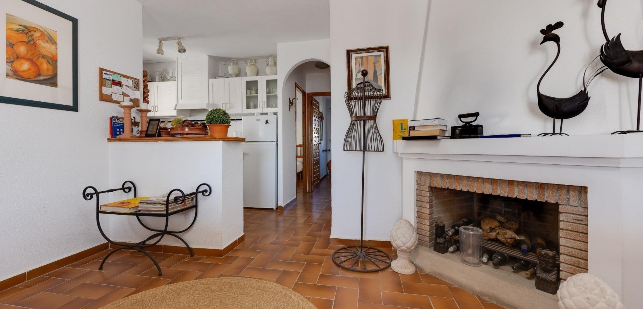 Sale - Bungalow -
Orihuela Costa - Las Filipinas