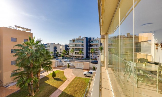 Sale - Apartment / flat -
Orihuela Costa - Los Dolses