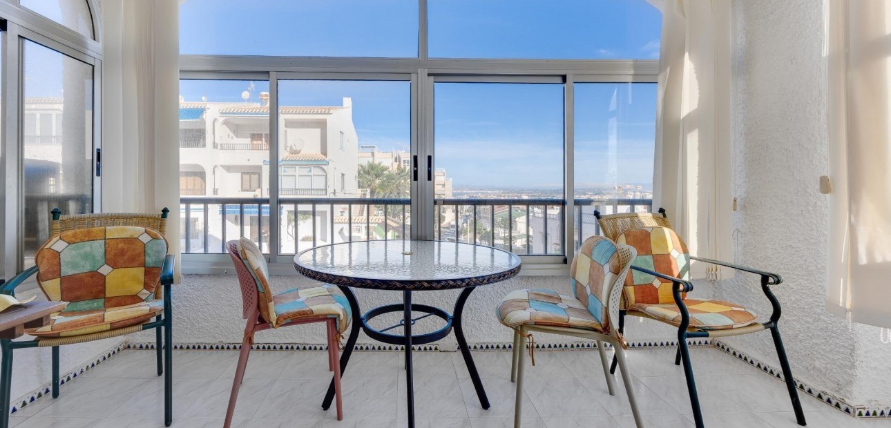 Sale - Apartment / flat -
Torrevieja - Torreblanca
