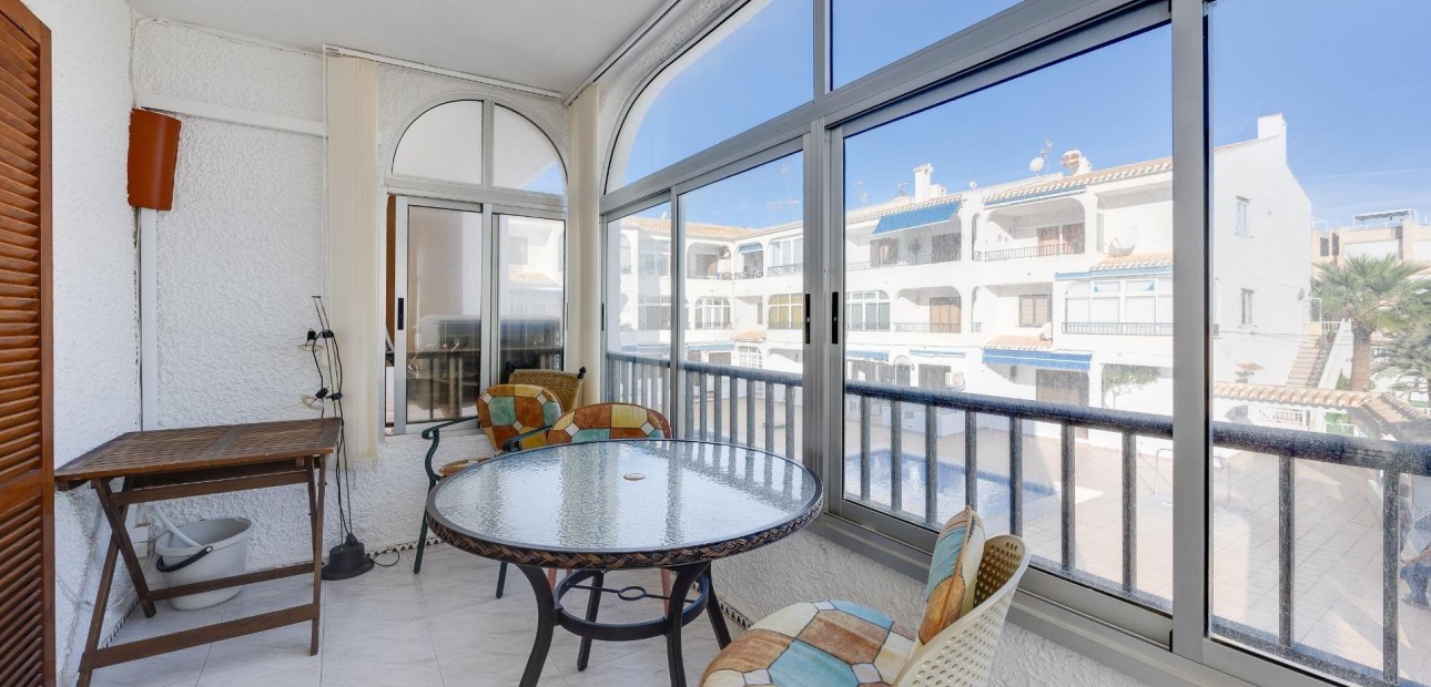 Sale - Apartment / flat -
Torrevieja - Torreblanca