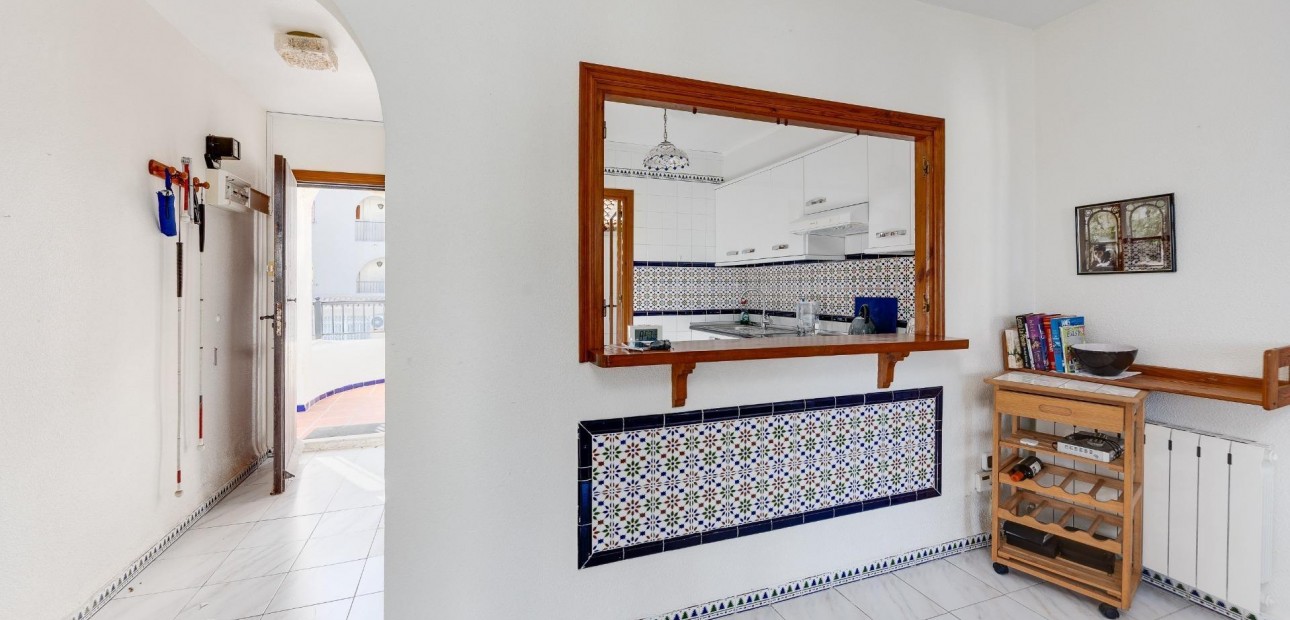 Sale - Apartment / flat -
Torrevieja - Torreblanca