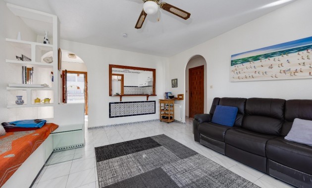 Sale - Apartment / flat -
Torrevieja - Torreblanca