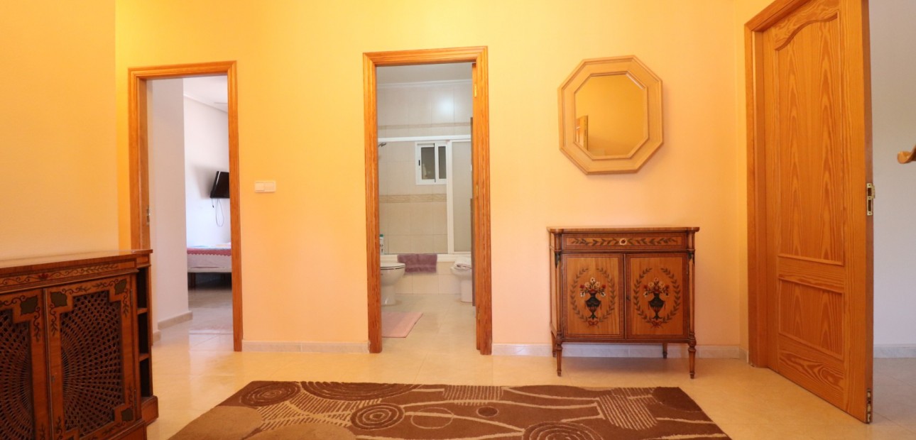Sale - Country Property -
Catral - Catral - Country