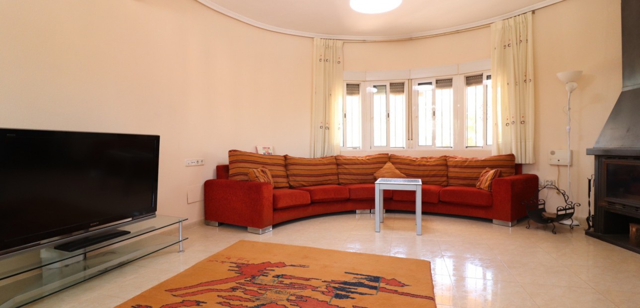 Sale - Country Property -
Catral - Catral - Country
