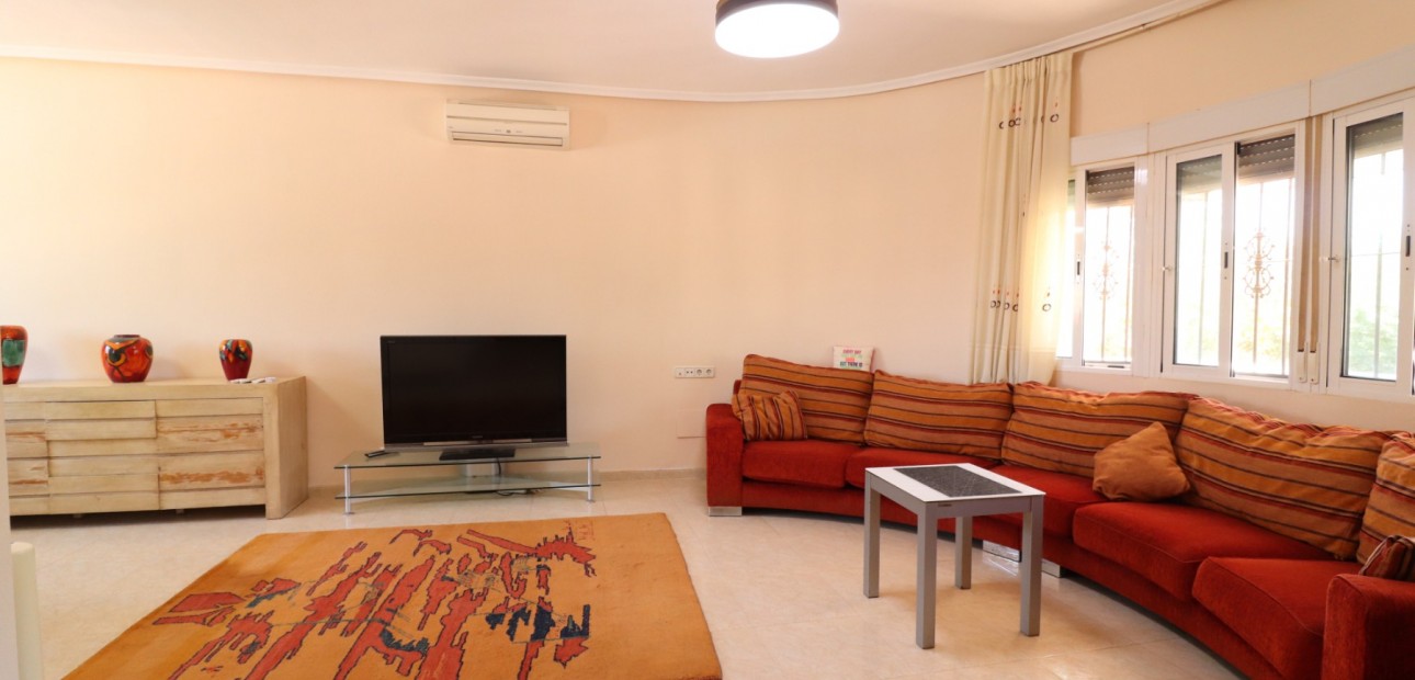 Sale - Country Property -
Catral - Catral - Country