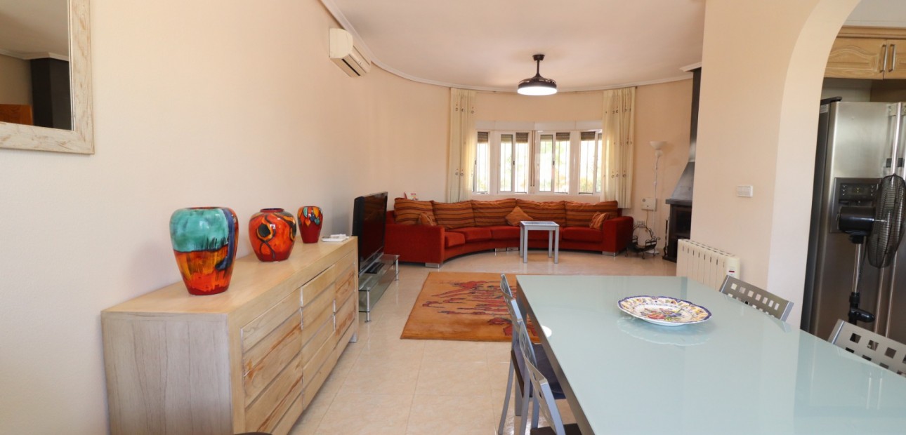 Sale - Country Property -
Catral - Catral - Country