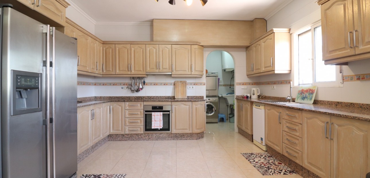 Sale - Country Property -
Catral - Catral - Country