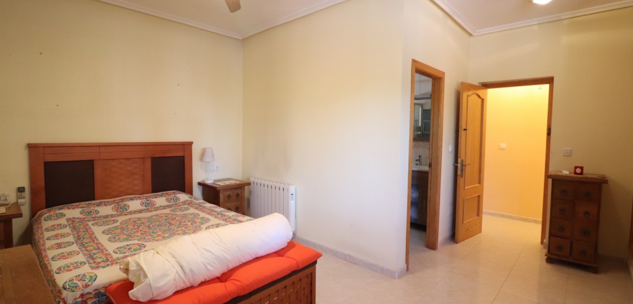 Sale - Country Property -
Catral - Catral - Country