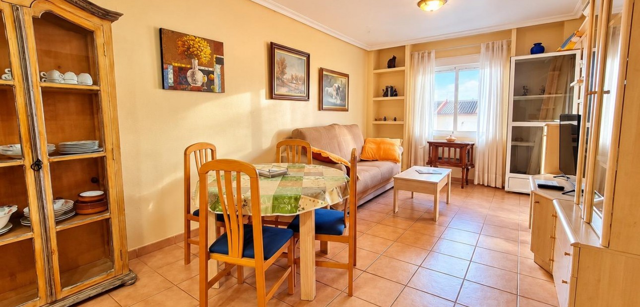Sale - Apartment / flat -
Torrevieja - Torreblanca